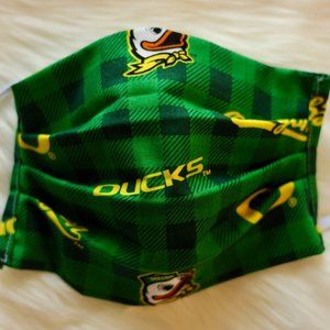 University of Oregon Ducks Face Mask, Washable
